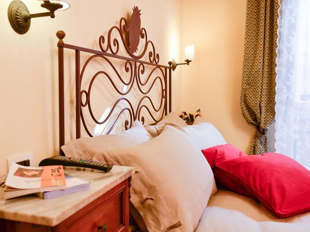 B&B Vicolo Della Scala Кортона Екстериор снимка