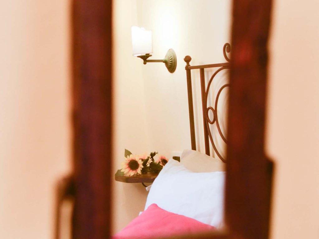 B&B Vicolo Della Scala Кортона Екстериор снимка