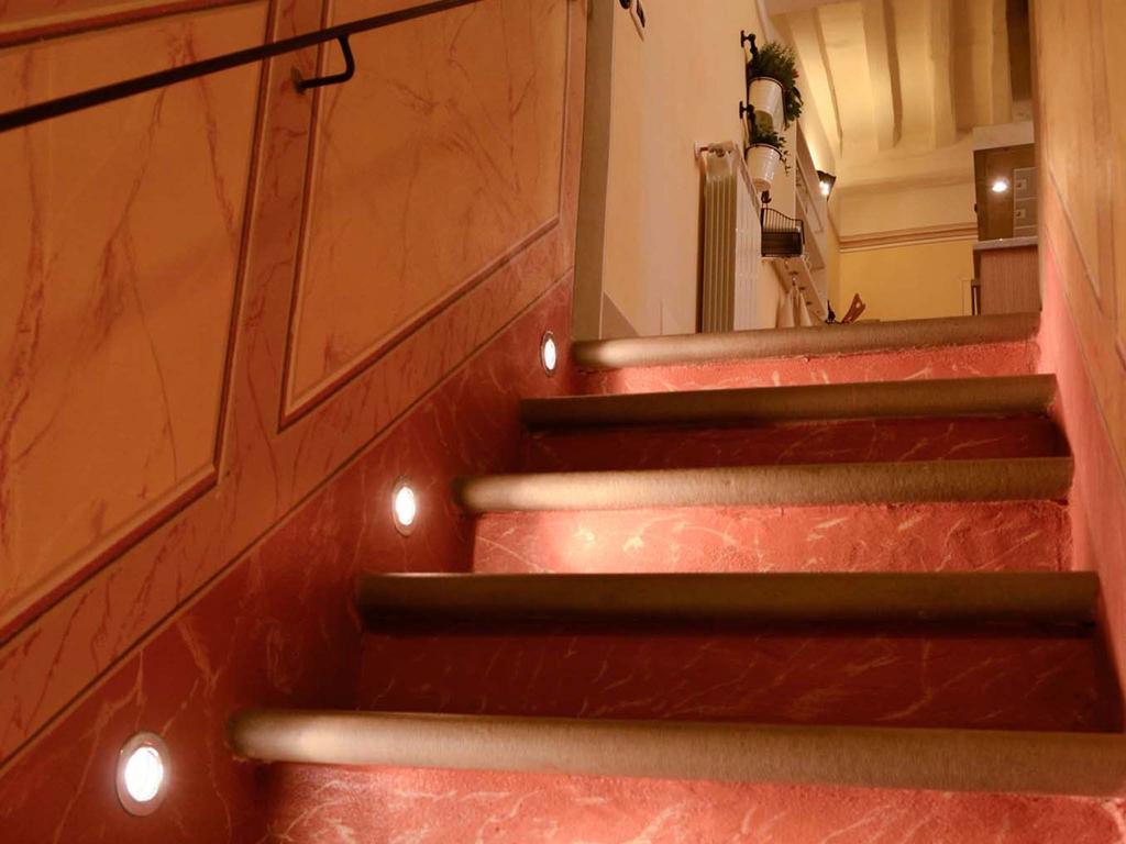 B&B Vicolo Della Scala Кортона Екстериор снимка